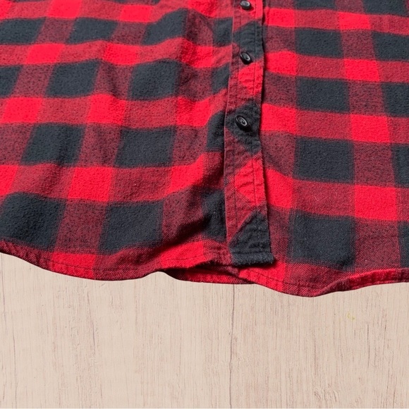 Long Sleeve Button Down Plaid Flannel Black Red 100% Cotton - Picture 3 of 10